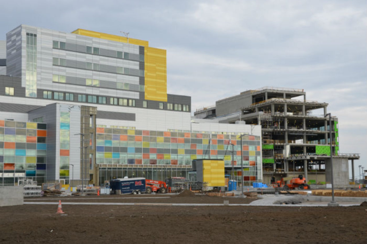 image-of-construction-at-muhc-glen-site-superhospital-ourmuhc