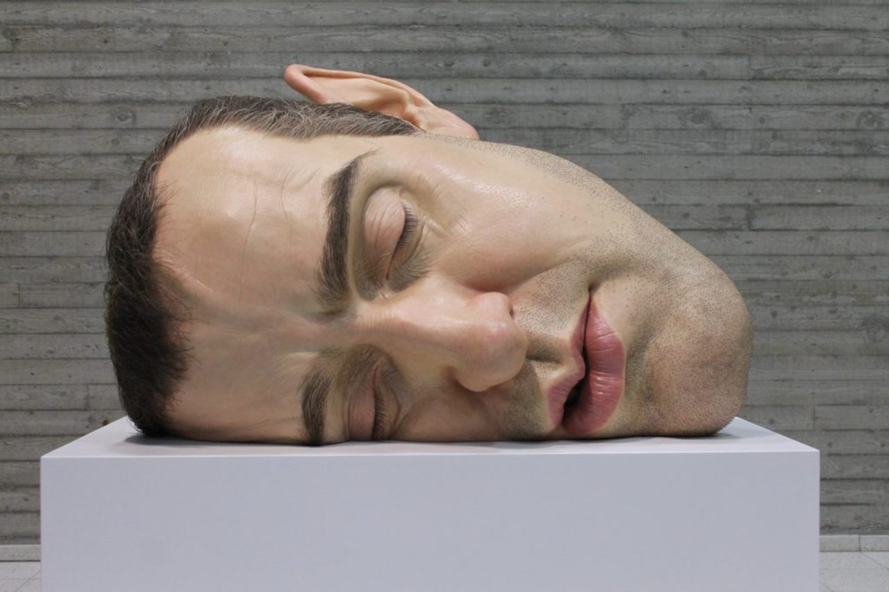 art-ron-mueck-finland-tampere-male-head-on-white-rectangle-block