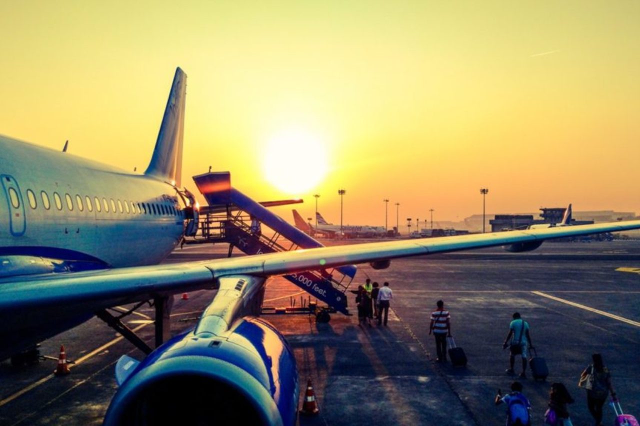 photography-of-airplane-during-sunrise-723240